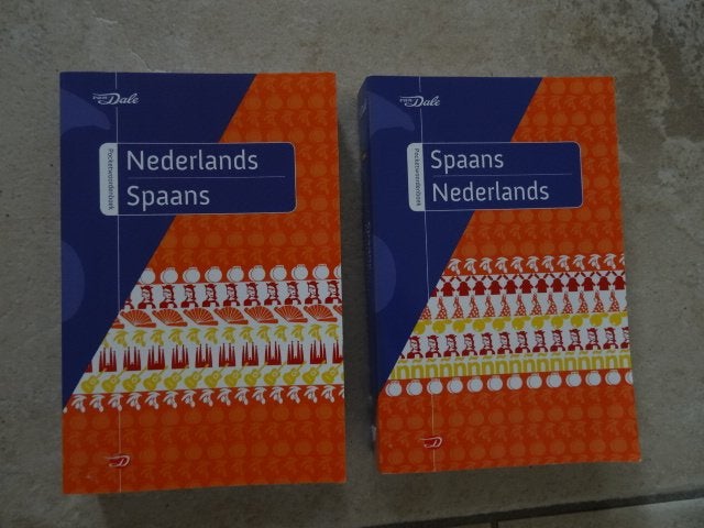 Van Dale set woordenboeken : Spaans, Ophalen of Verzenden, Zo goed als nieuw, Van Dale, Spaans