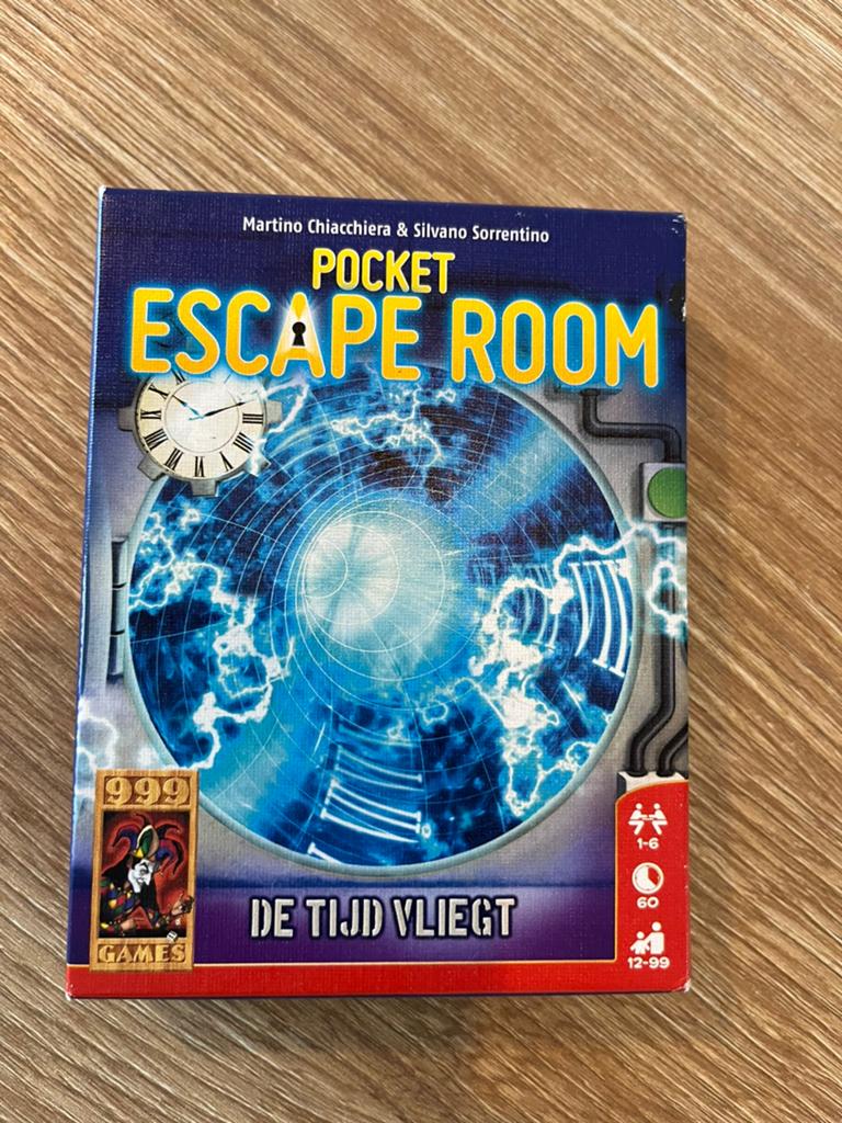 Pocket Escape Room - De tijd vliegt, Ophalen, Zo goed als nieuw