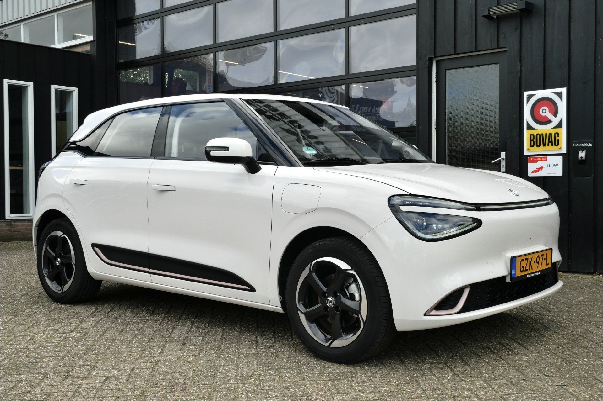 Dongfeng Box Launch Edition 42 kWh | 360° | Memory | Leder, Auto's, Gebruikt, 95 pk, Wit, 650 kg