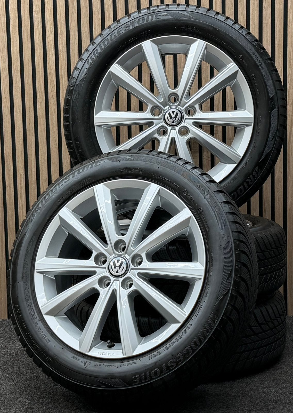 ZGAN! Originele 16 inch VW Polo Merano 5x100 Bridgestone ‘24, Ophalen, 16 inch, ., Banden en Velgen