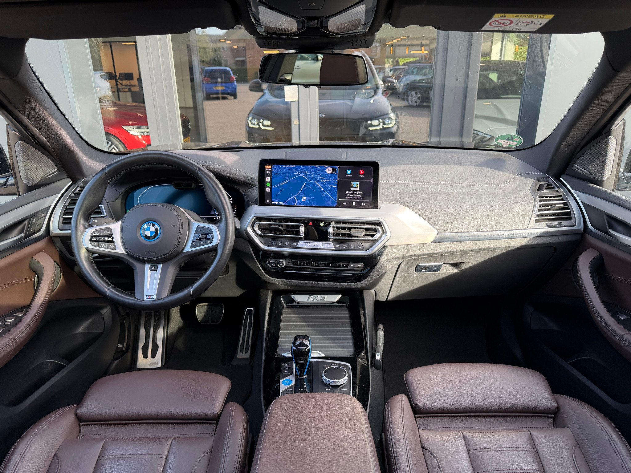 BMW iX3 High Executive M Pakket | SOH 99% | Panoramadak | HU, Auto's, Gebruikt, 750 kg, 110 €/maand, 2155 kg