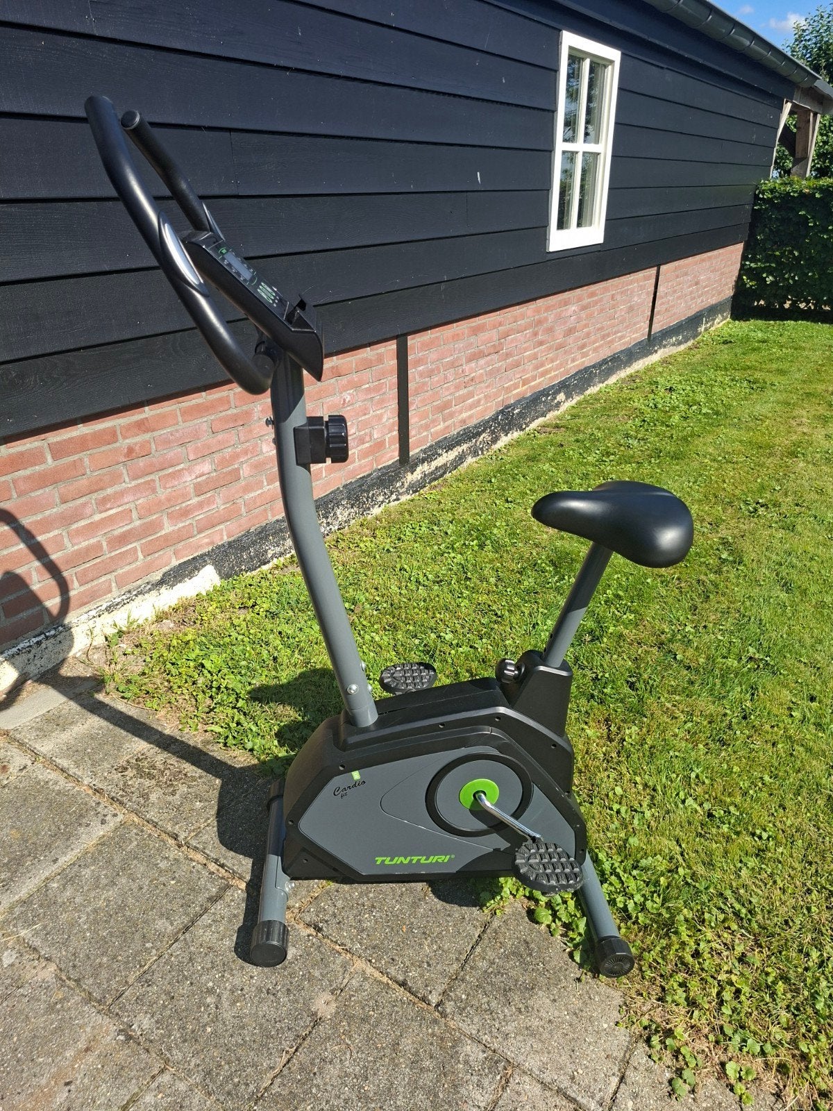 Hometrainer te huur bezorgen mogelijk direct beschikbaar, Ophalen of Verzenden, Zo goed als nieuw, Benen, Hometrainer