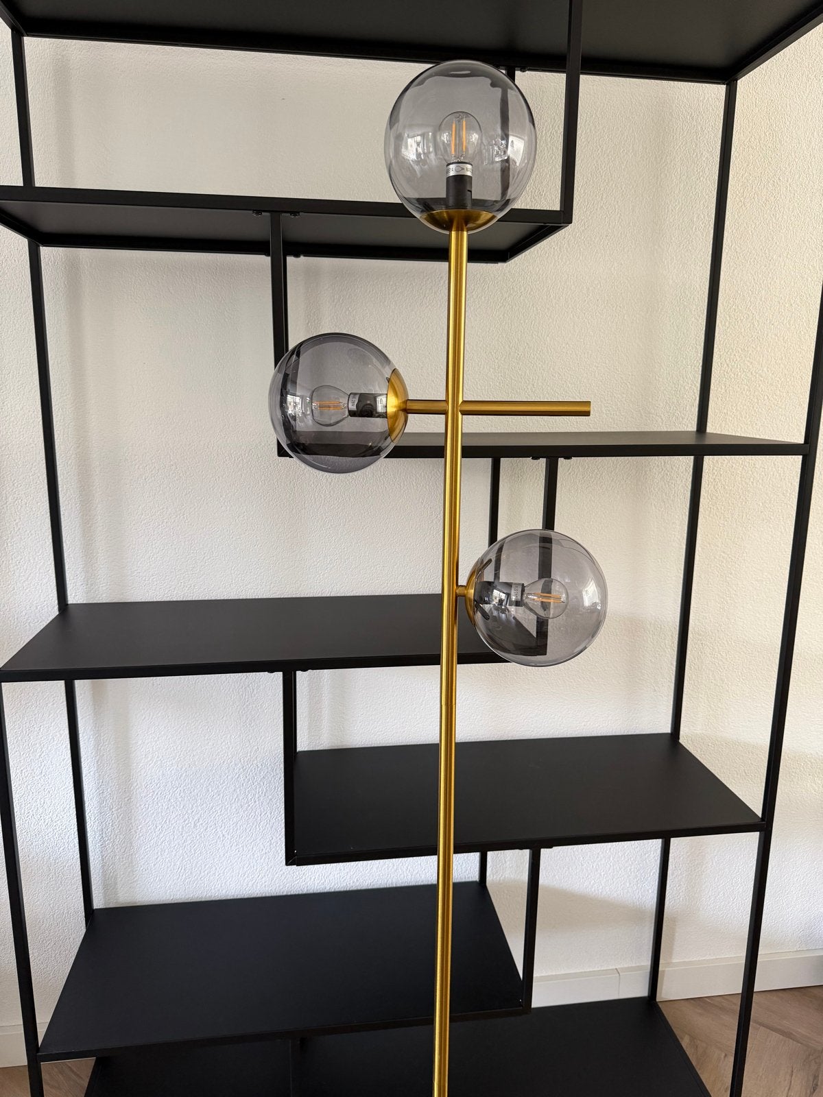 Mooie gouden vloerlamp met 3 doorzichtige bollen, Ophalen, Gebruikt, E14 (klein), Metaal