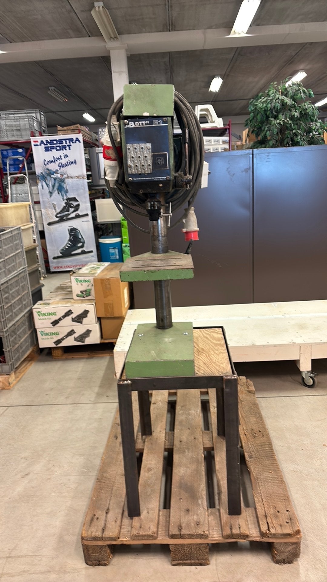 kolomboormachine 380V. incl.verlengkabel, Ophalen, Gebruikt