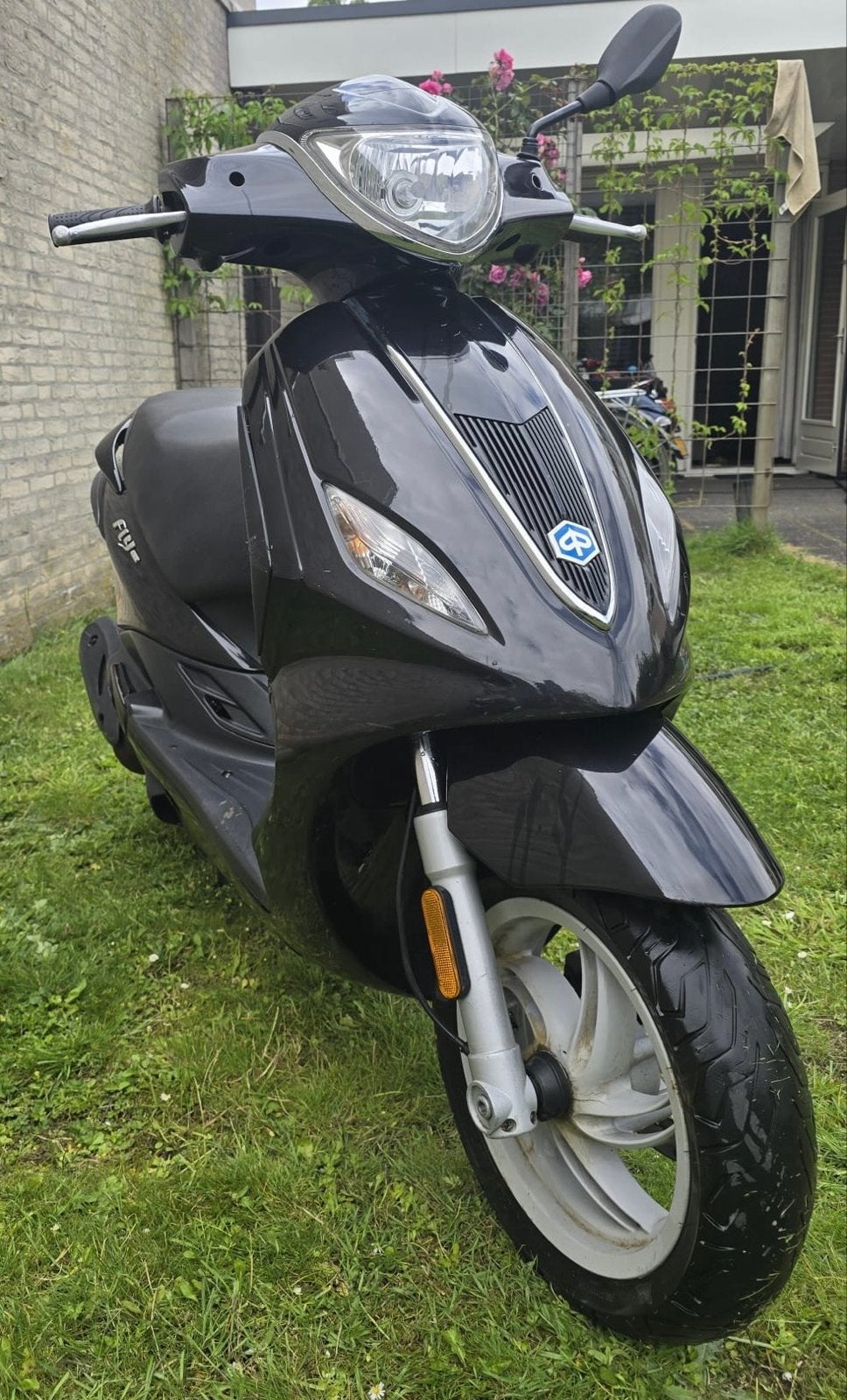Piaggio Fly C38 uit 2011, Fietsen en Brommers, Scooters | Piaggio, Ophalen, Gebruikt, Maximaal 45 km/u, Fly