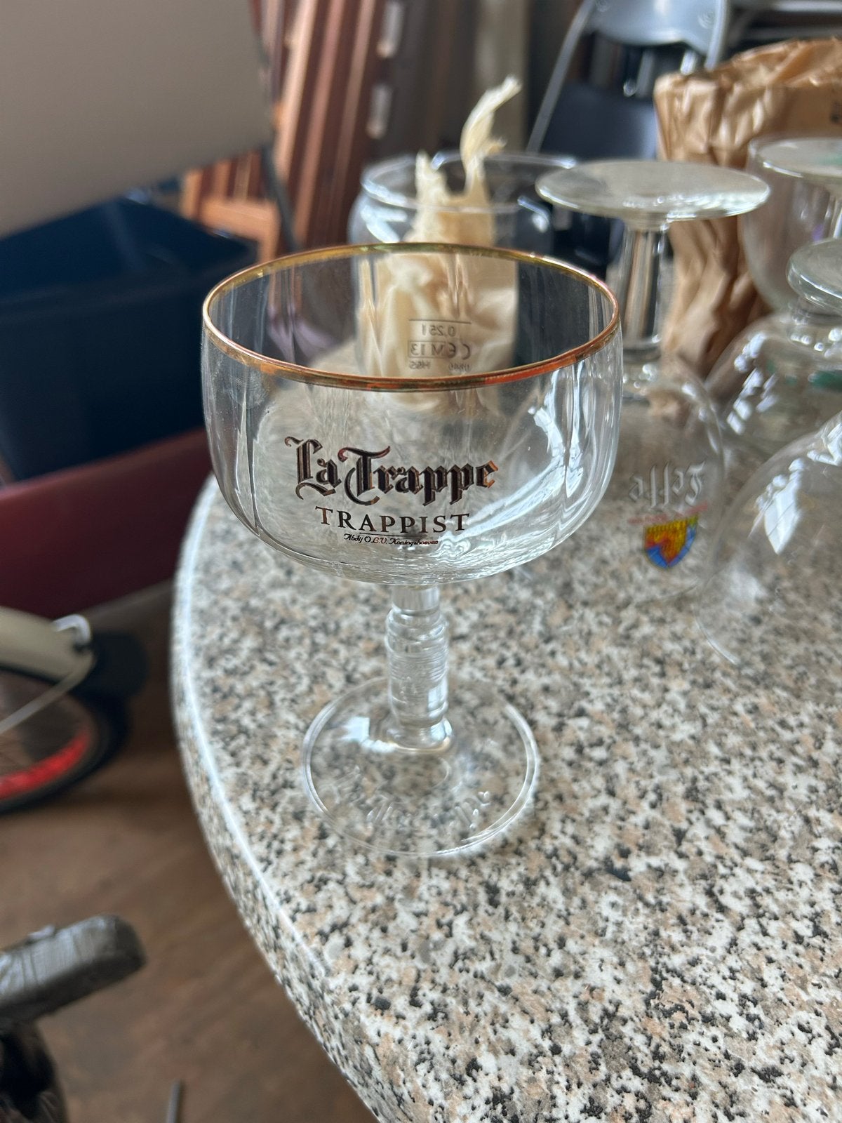 6 stuks La Trappe Trappist Bierglas - € 2.50 p stuk, Ophalen, Zo goed als nieuw, Bierglas