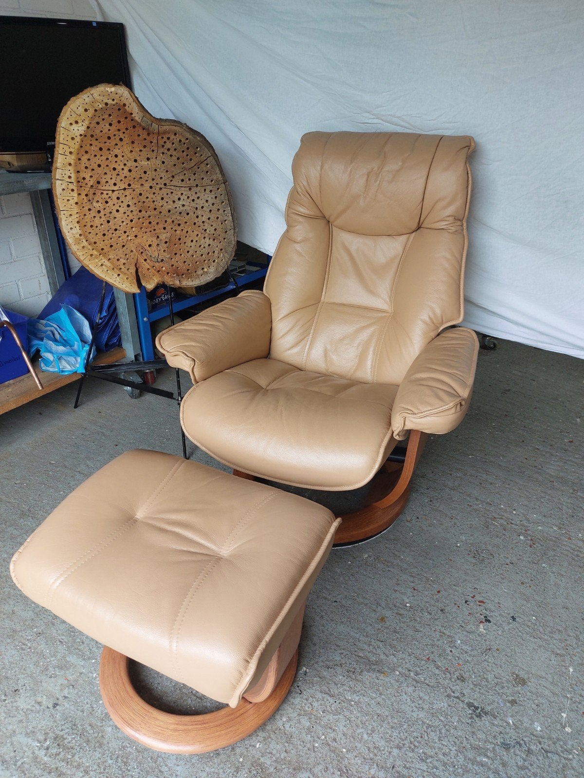 NORDIC EASY CHAIR helemaal LEREN RELAXFAUTEUIL + VOETENBANK!, Ophalen, Zo goed als nieuw, DESIGN, 50 tot 75 cm