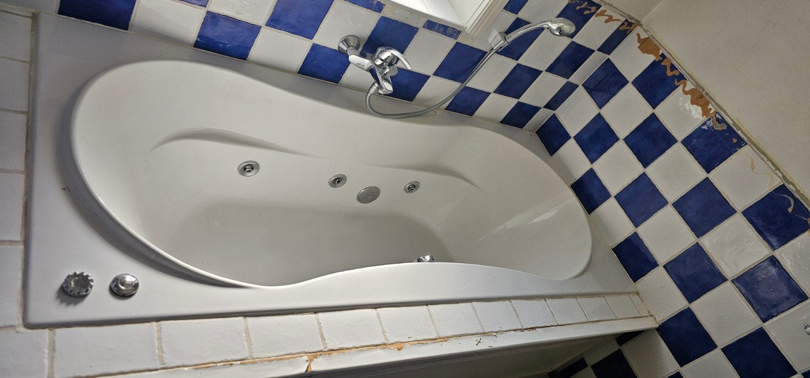 Gebruikt ligbad met jets, Ophalen, Gebruikt, Met bad