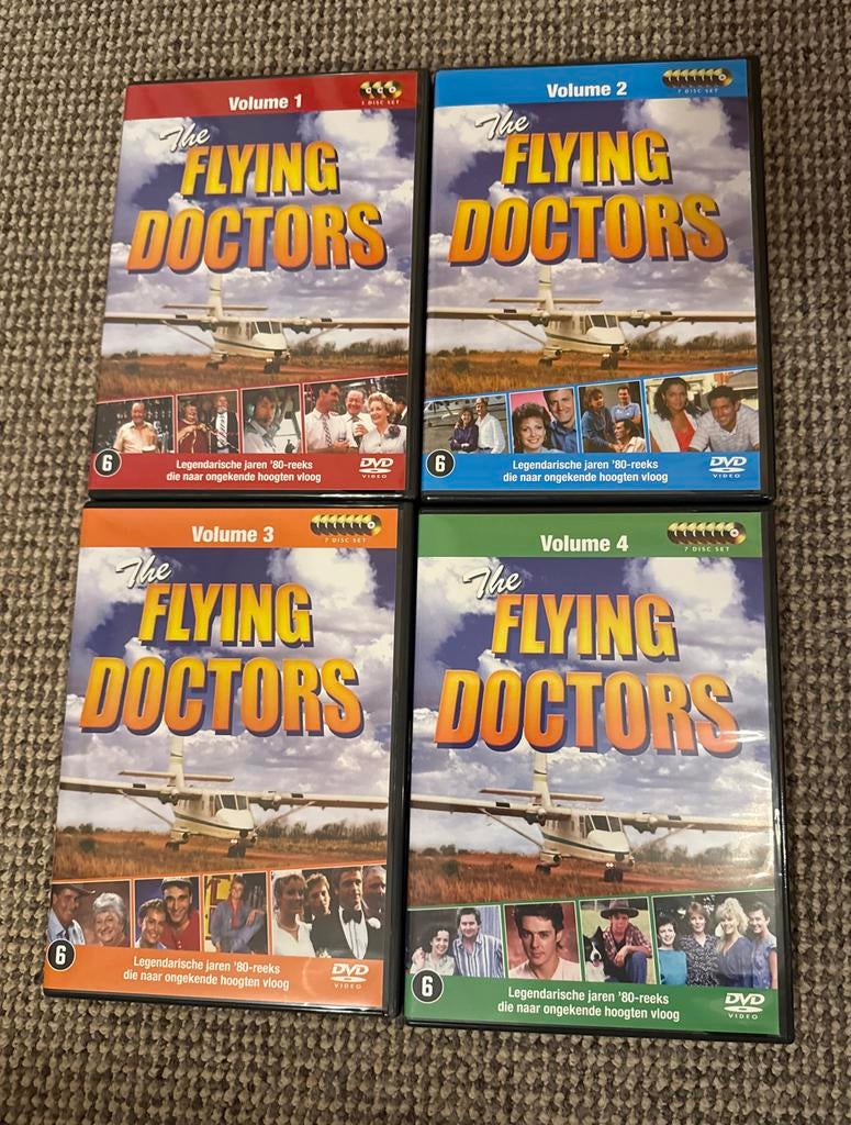 The Flying Doctors DVD Boxset - Volumes 1 t/m 4, Alle leeftijden, Ophalen of Verzenden, Zo goed als nieuw, Boxset
