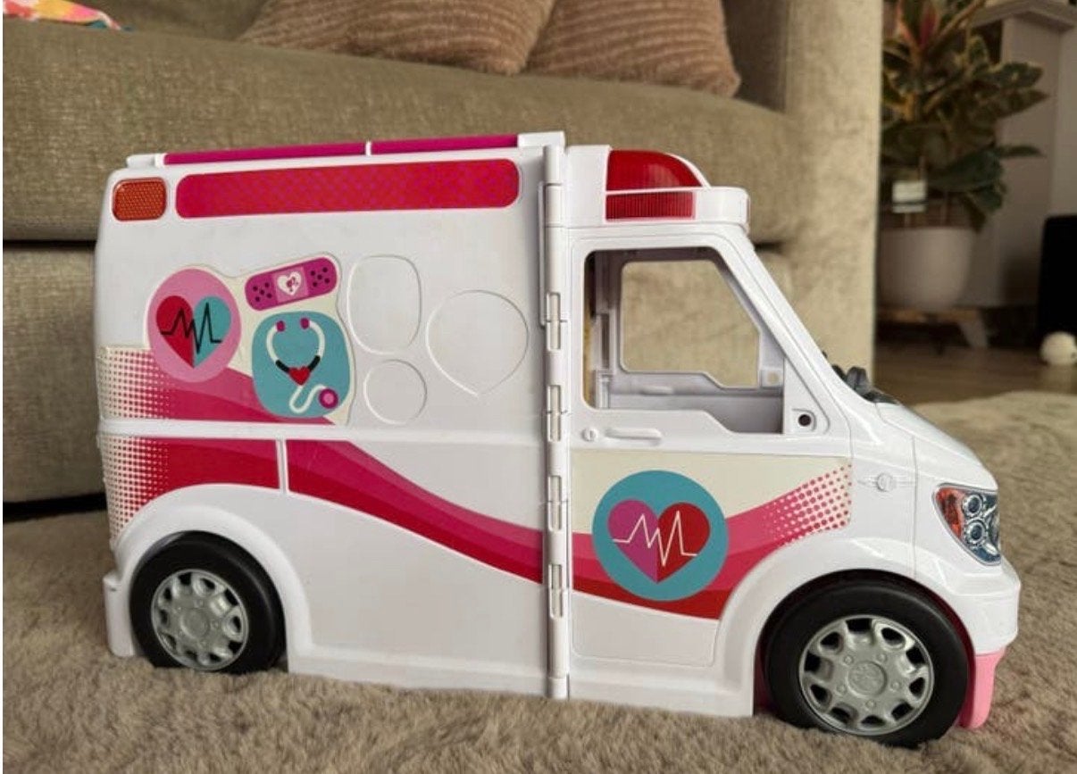BARBIE ambulance, barbiebuis en toebehoren, Ophalen, Gebruikt, Barbie
