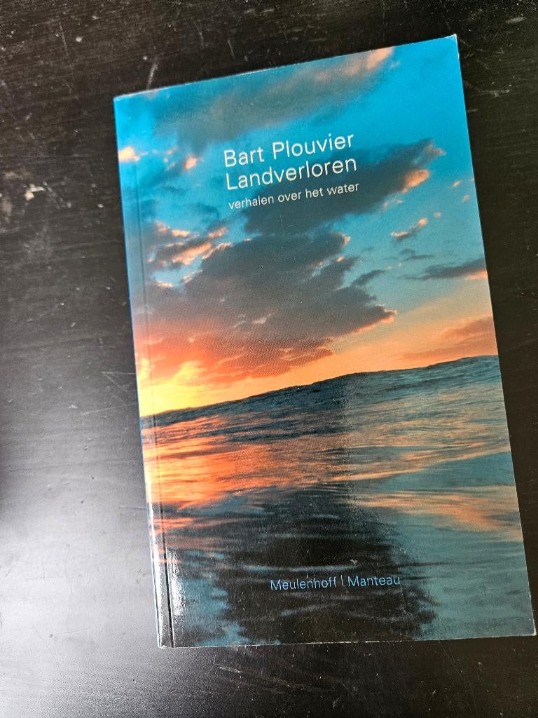 Bart Plouvier - Landverloren, Ophalen of Verzenden, Zo goed als nieuw