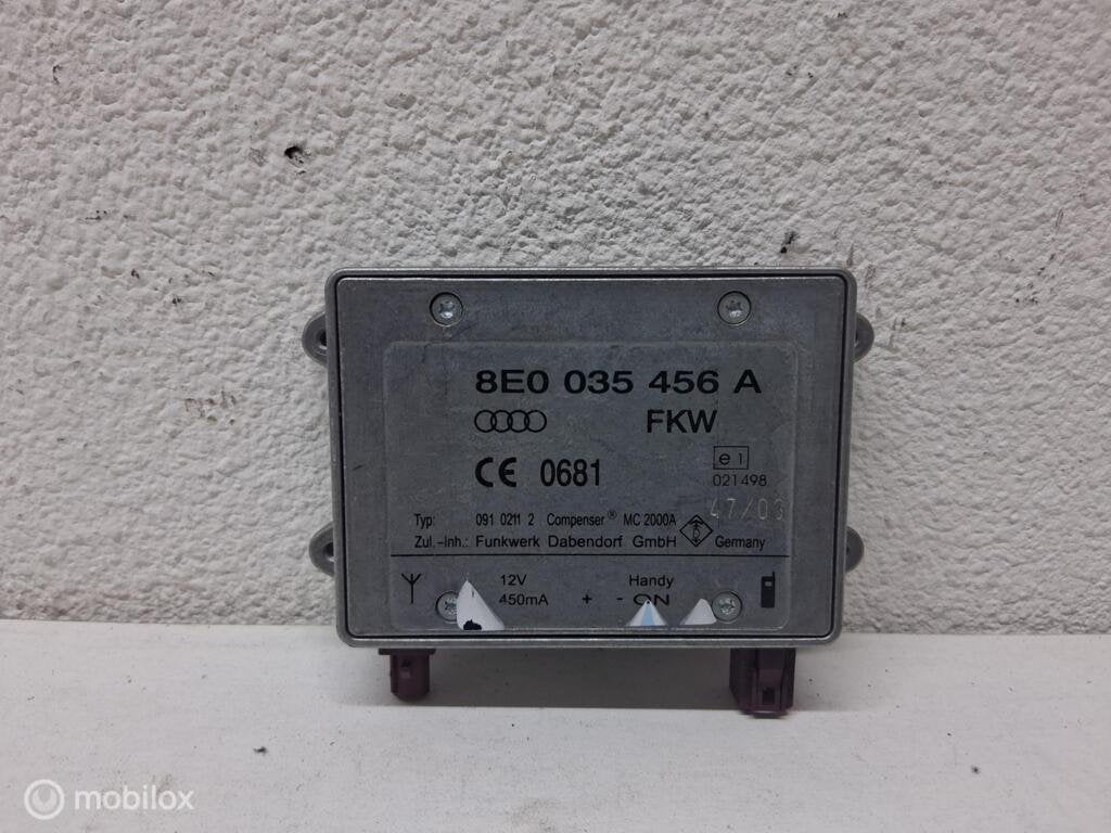 Antenne versterker Audi A4 Avant B7 ('04-'08) 8E0035456A, Audi, Gebruikt, Audi, Ophalen of Verzenden