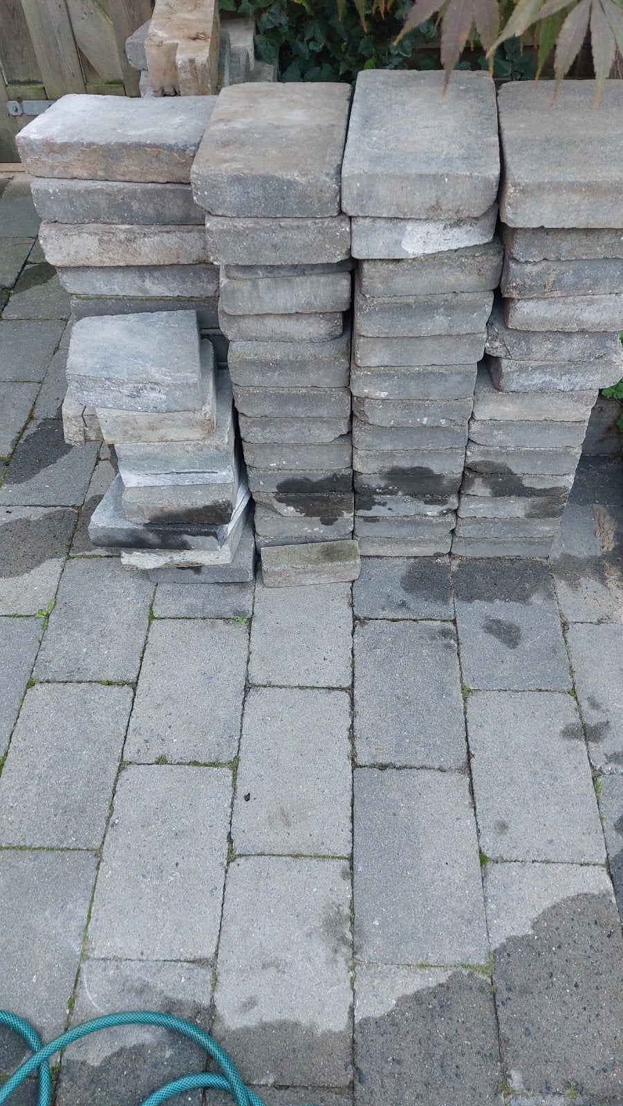 Bestrating/tegel grijs 20x30x6 + geel zand, Tuin en Terras, Ophalen, Gebruikt, Beton, Terrastegels