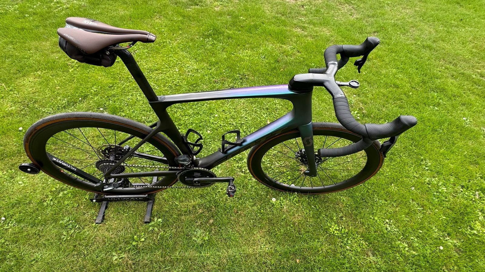 Scott Foil 10 (2021) - powermeter (L), Fietsen en Brommers, 28 inch, Carbon, Heren, Zo goed als nieuw
