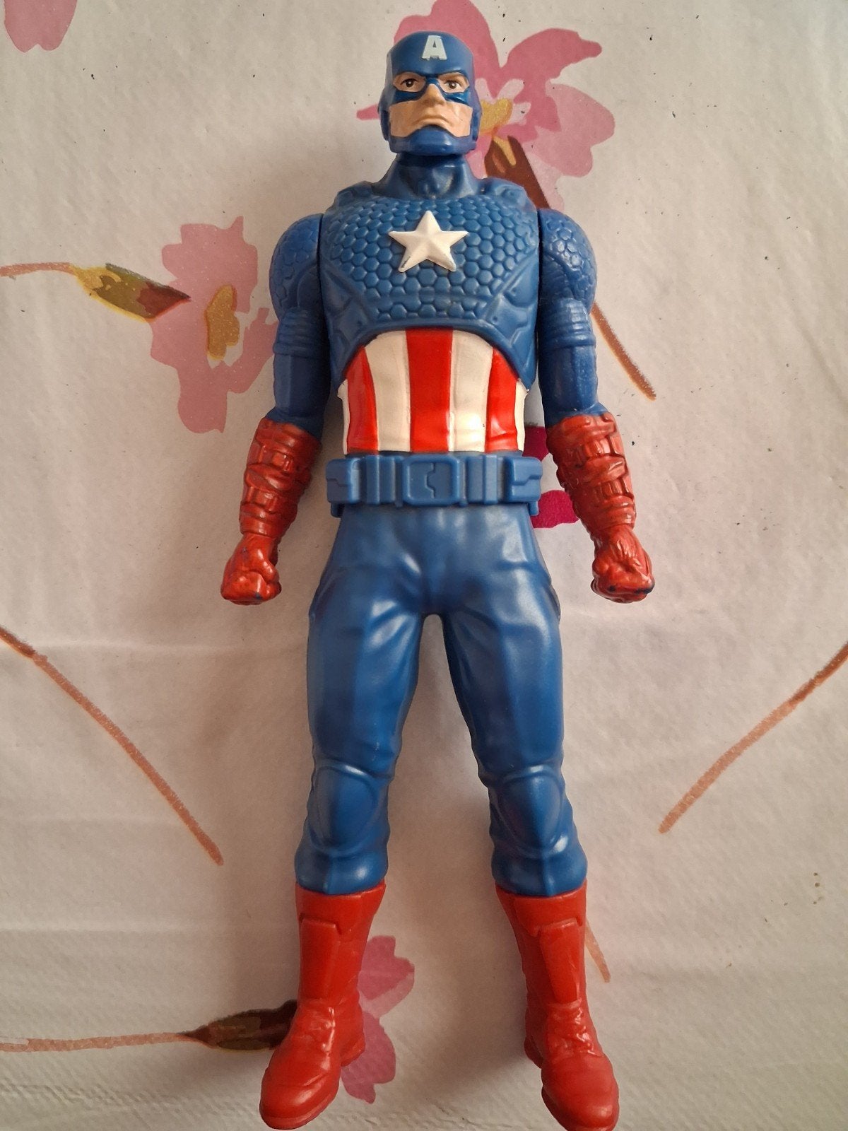 Hasbro Captain America actiefiguur, Verzamelen, Poppetjes en Figuurtjes, Ophalen of Verzenden, Zo goed als nieuw