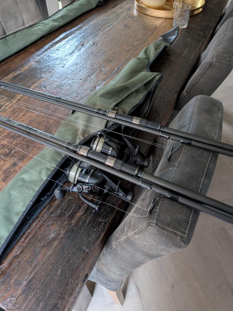 2 Classic Carp 12ft met 2 Korum molens, Ophalen, Gebruikt, Complete set