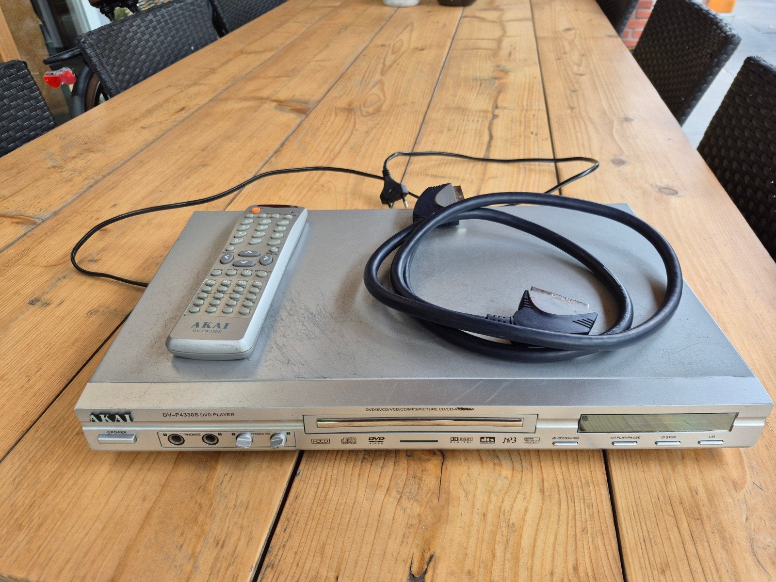 Akai DV-P4300S DVD-speler met afstandsbediening, Ophalen