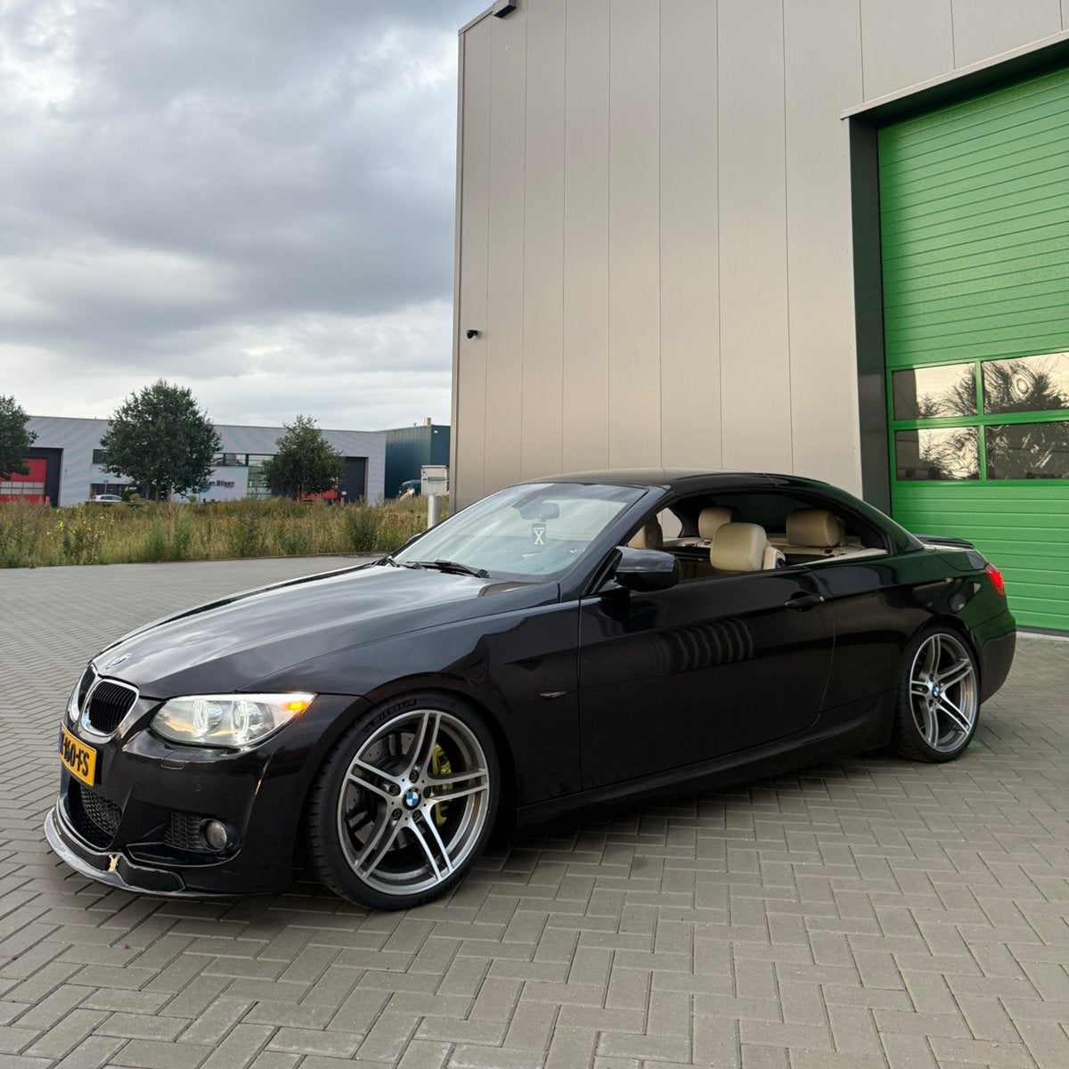 BMW 3-Serie 3.0 I 335 Cabrio DCT e93 2011 N55 Zwart, Automaat, Achterwielaandrijving, Beige, Cabriolet