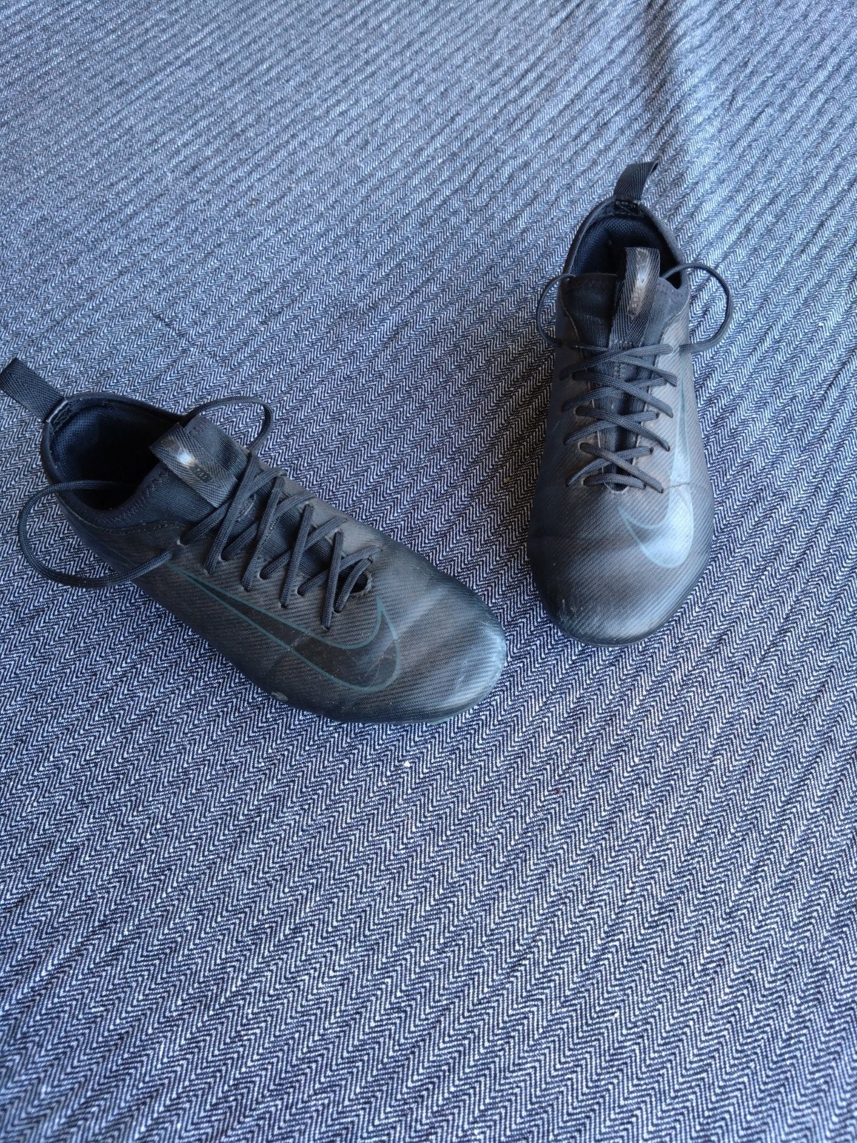 Nike voetbalschoenen - maat 36,5, Maat XS of kleiner, Ophalen, Gebruikt, Schoenen
