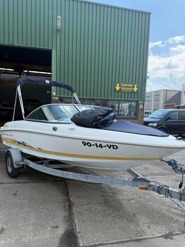 Maxum 1800mx, Watersport en Boten, Speedboten, Ophalen, Binnenboordmotor, 120 tot 200 pk, Zo goed als nieuw