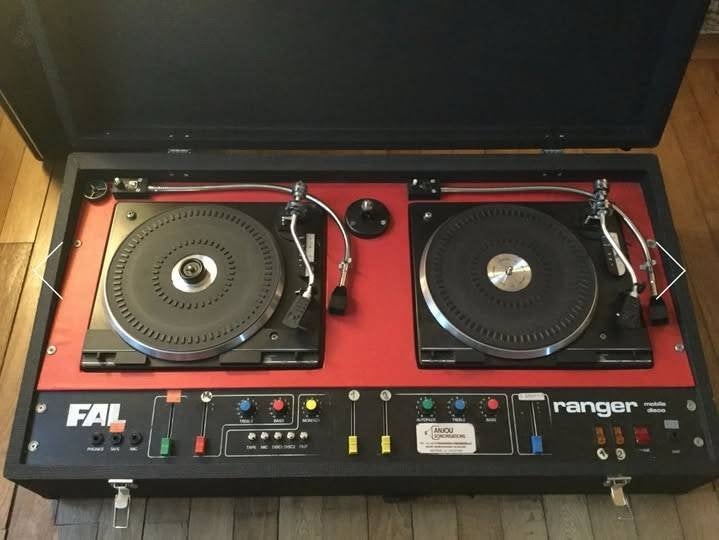 GEZOCHT: FAL RANGER twin disco deck uit de jaren 70/80, Audio, Tv en Foto, Ophalen of Verzenden, Gebruikt, Platenspeler-onderdeel
