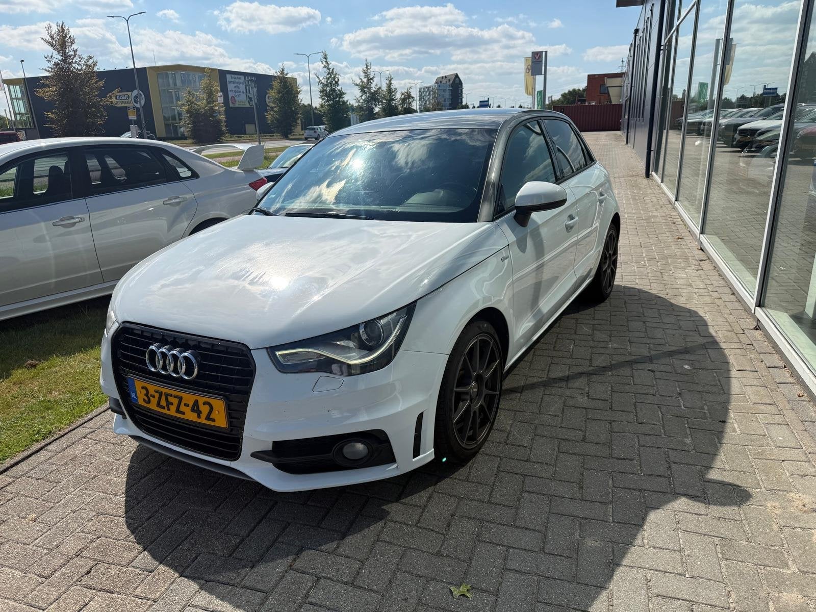 Audi A1 Sportback 1.4 TFSI Ambition Pro Line Business Leer|5, Voorwielaandrijving, Euro 5, Zwart, 4 cilinders