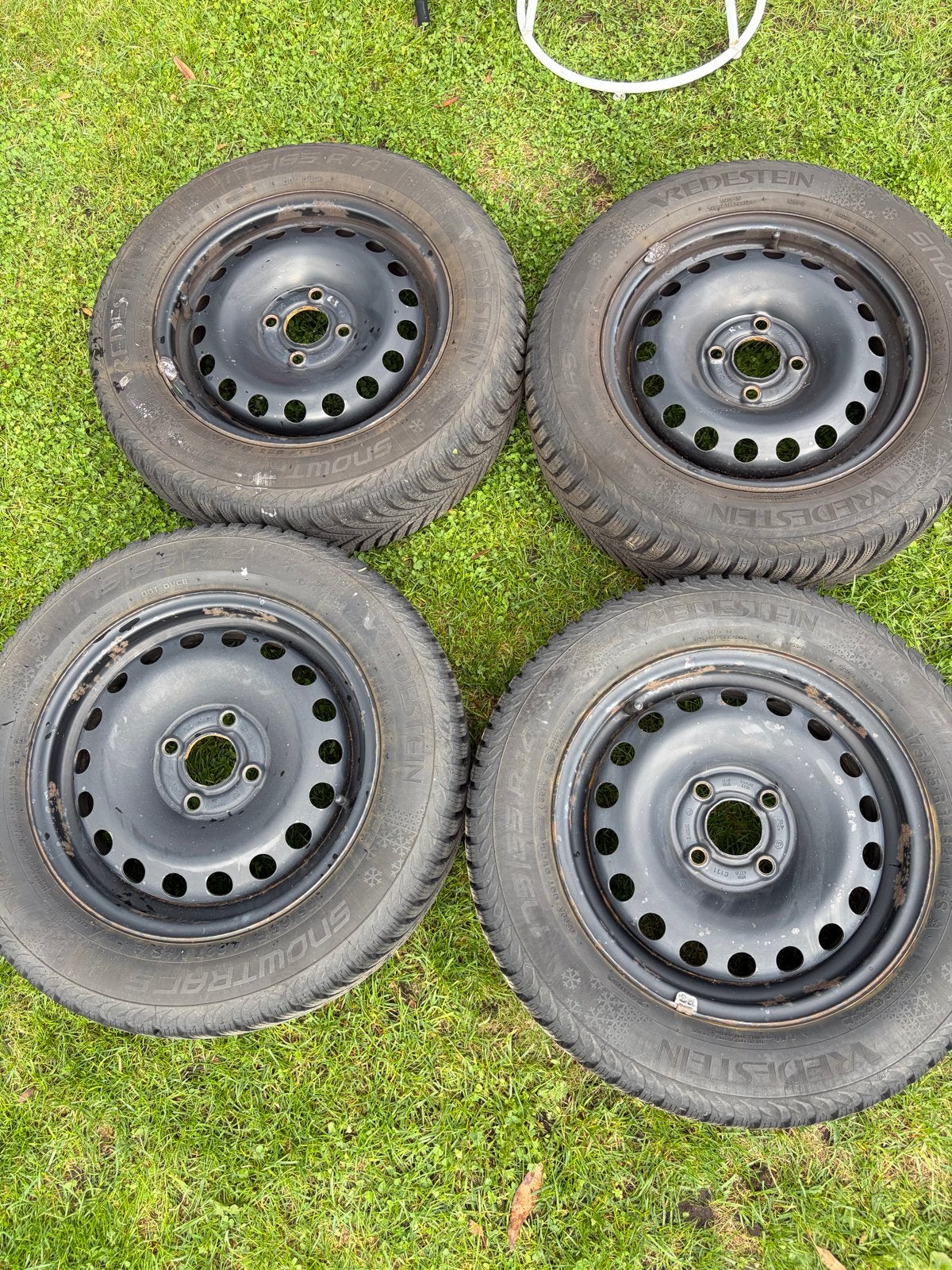 Vredestein Snowtrac 5 winterband op velg 175/65 R14 82, Ophalen of Verzenden