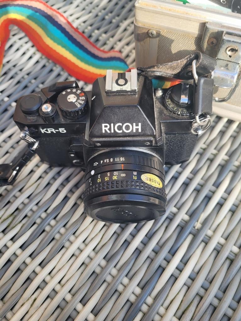 Ricoh Analoge camera in koffer met extra lenzen, Audio, Tv en Foto, Fotocamera's Analoog, Ophalen of Verzenden, Zo goed als nieuw