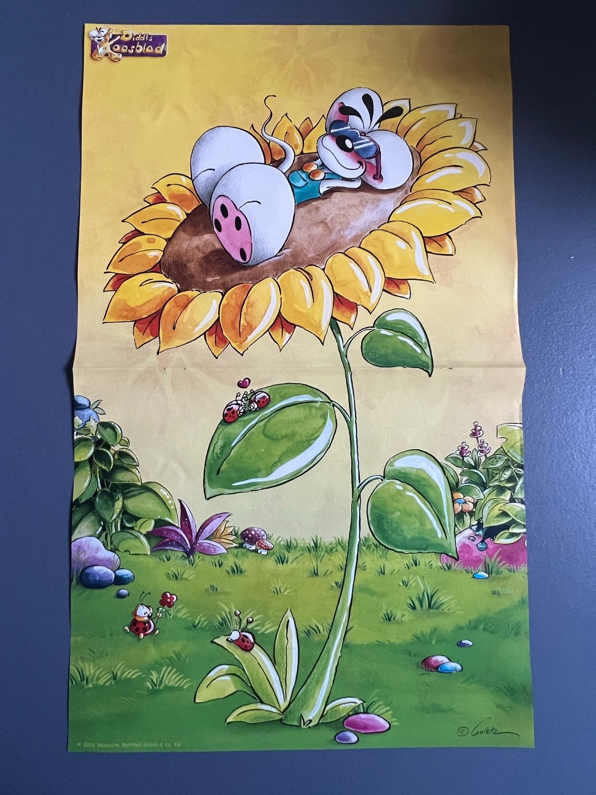 Diddl poster - Diddl op zonnebloem en Diddl letters, Verzamelen, Diddl, Ophalen of Verzenden, Verschillende figuren, Gebruikt