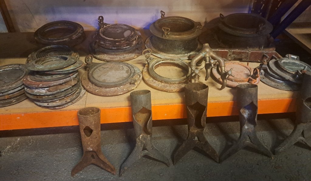 Antieke boot of schip items schoorboom zwierboom / bootshaak, Ophalen