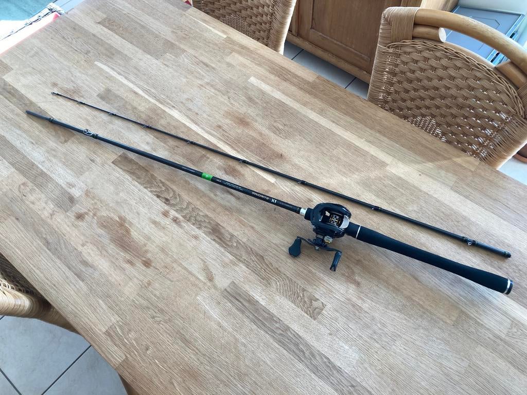 Favorite X1 baitcasting hengel met reel, Ophalen of Verzenden, Zo goed als nieuw