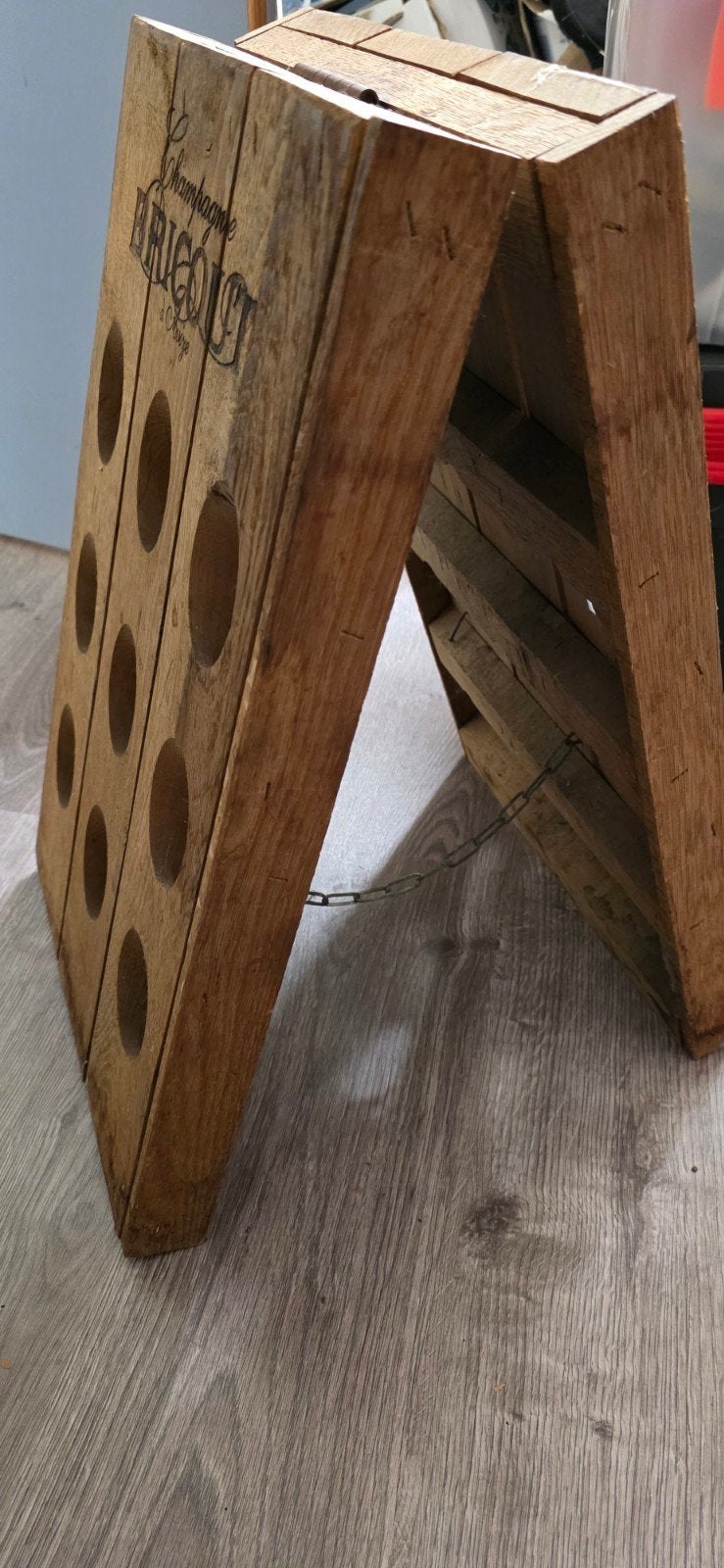 Vintage Champagne Bricout houten pupitre/flessenrek, Ophalen, Gebruikt, Hout, 15 tot 25 flessen