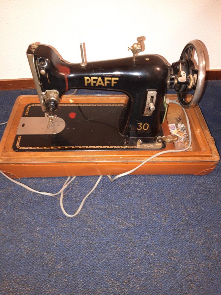 Pfaff 30 elektrische naaimachine, Ophalen of Verzenden