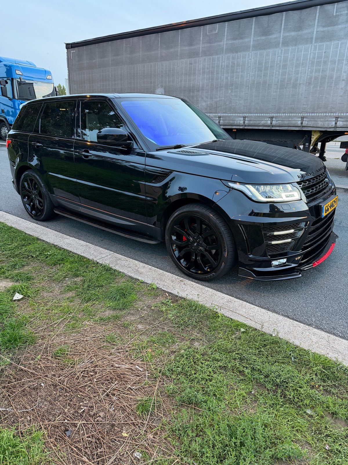 Land Rover Range Rover (sport) 3.0 Tdv6 AUT 2015 Zwart, Auto's, 2993 cc, 258 pk, 255 €/maand, Zwart