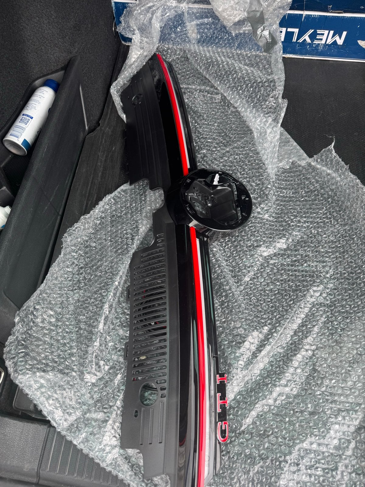 Volkswagen Golf 8 GTI Grill met rode strip, Nieuw, Ophalen of Verzenden, Bumper, Volkswagen