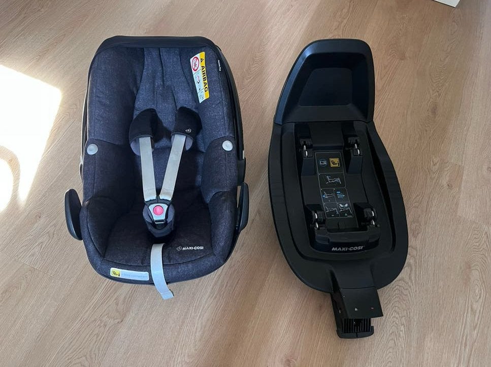 Maxi-Cosi Pebble Plus autostoel met FamilyFix 2 base, Ophalen, Gebruikt, Isofix, 0 t/m 13 kg