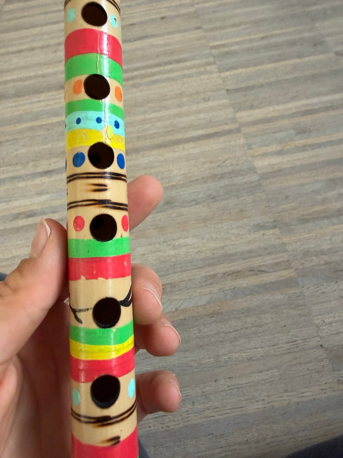 Kleurrijke bamboe fluit - Handgemaakt muziekinstrument, Muziek en Instrumenten, Ophalen of Verzenden, Zo goed als nieuw, Overige typen
