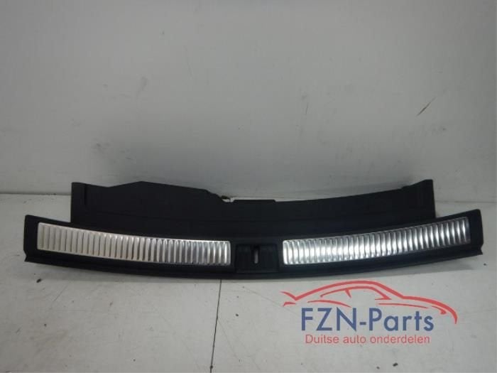 VW Touareg 760 Instapbekleding Achterklep, Ophalen of Verzenden, Gebruikt