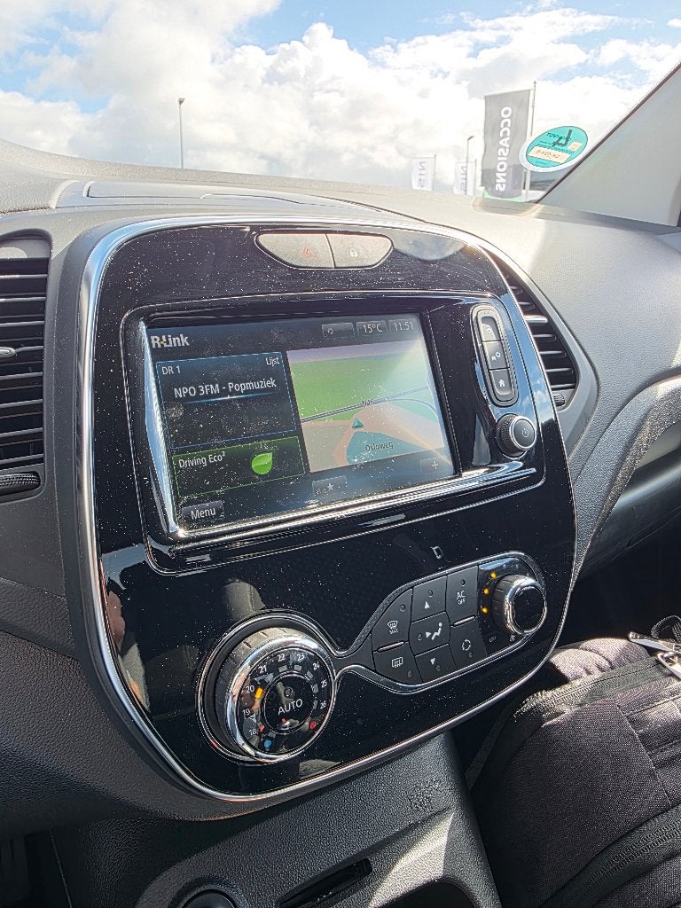 Foto 10 van Renault Captur 0.9 TCe Intens Camera Trekhaak CarPlay Cruise