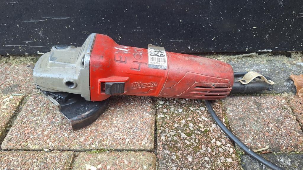 Milwaukee Haakse Slijper 125 mm, Ophalen of Verzenden, Gebruikt, 1000 watt of meer, Haakse handslijpmachine