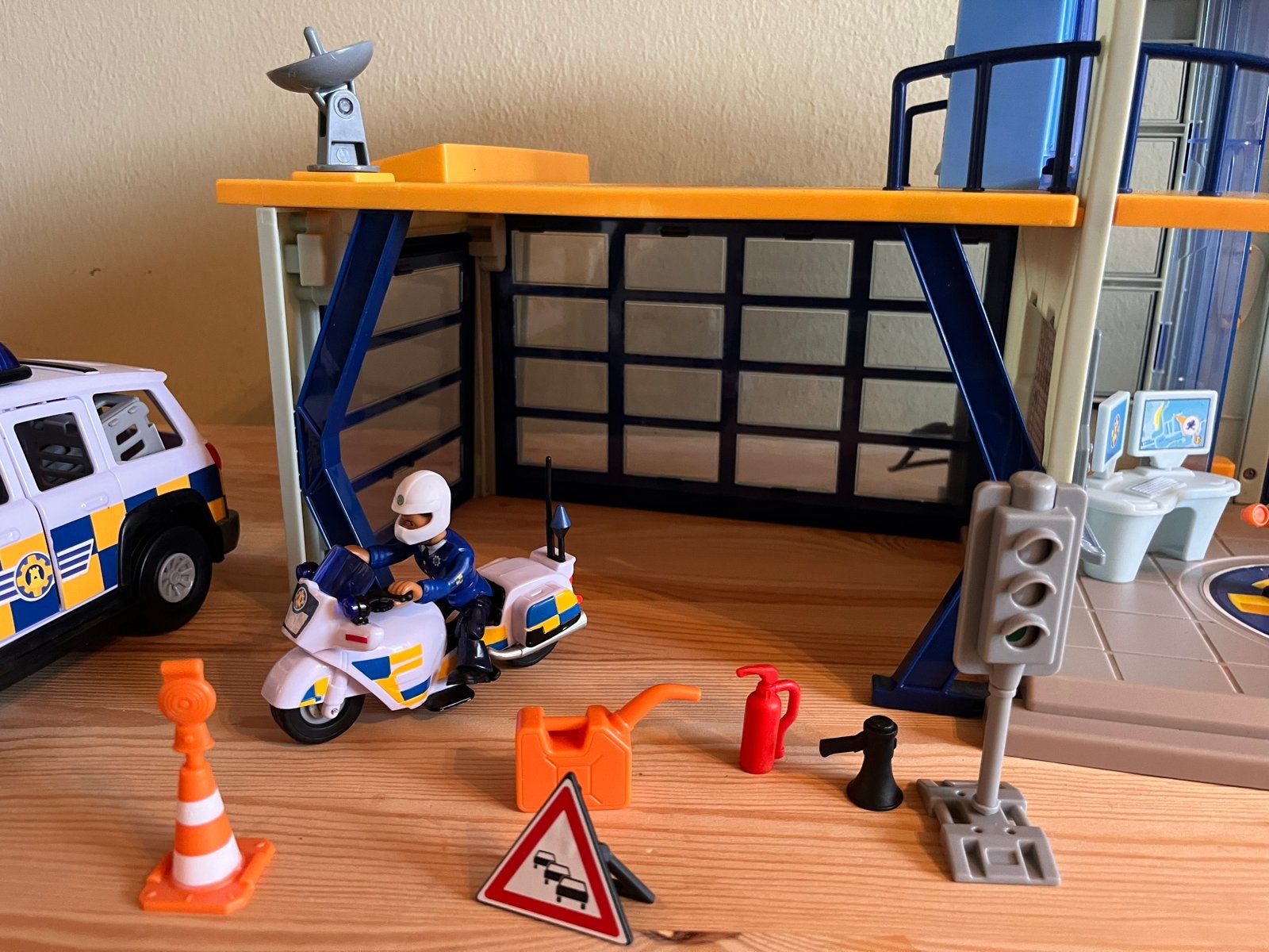 Brandweerman Sam Politiebureau met voertuigen en accessoires, Kinderen en Baby's, Ophalen, Gebruikt, Jongen of Meisje