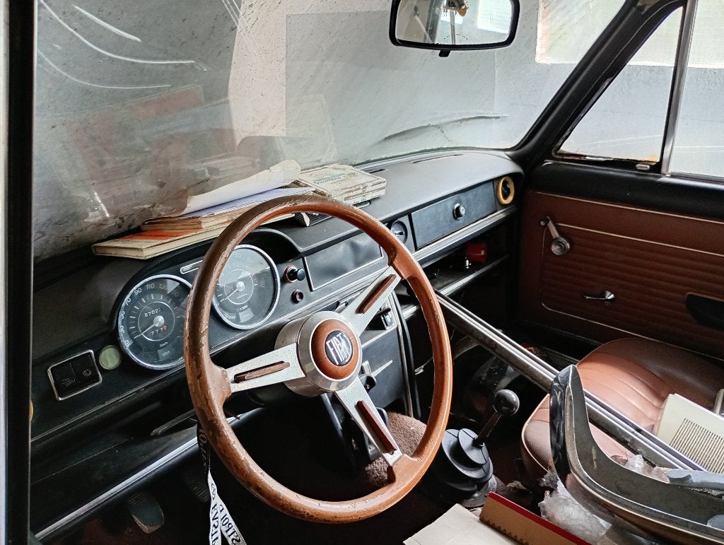 Fiat 125S 1969 Barnfind voor restauratie, Auto's, Achterwielaandrijving, 4 cilinders, 100 pk, Bruin