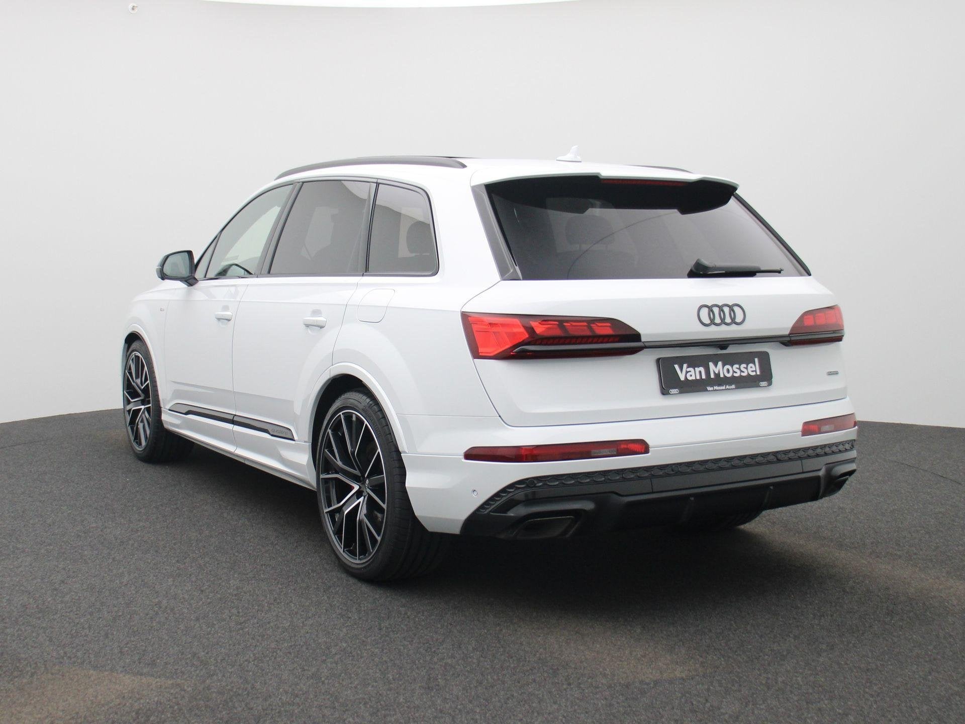 Audi Q7 60 TFSI e quattro Pro Line S Competition 490 PK l Ad, Auto's, Audi, 12 maanden, Lichtsensor, Gebruikt, 2995 cc