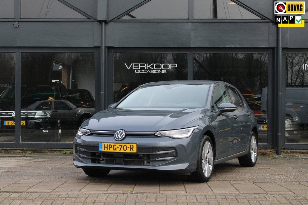 Volkswagen GOLF 1.5 eHybrid Life Edition, Voorwielaandrijving, Euro 6, 4 cilinders, 150 pk
