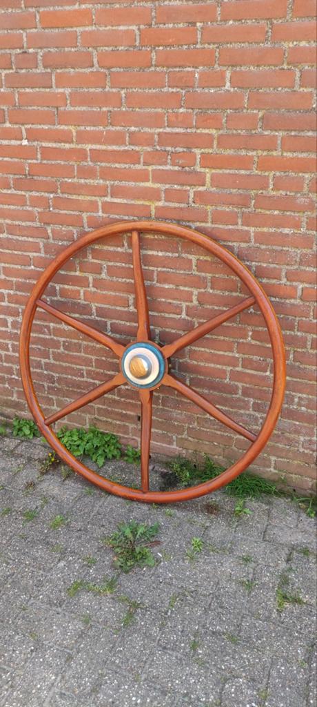 Klassiek houten stuurwiel van een boot. Boot stuur, Ophalen of Verzenden, Gebruikt, Overige typen