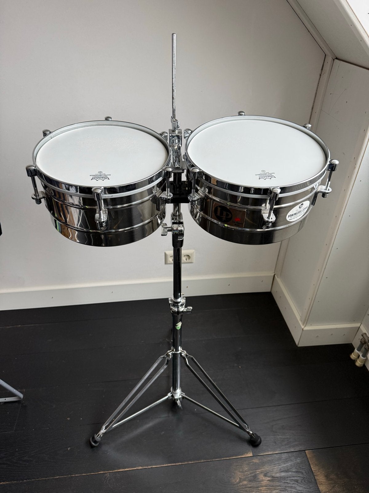 Latin Percussion Timbales 13 en 12 inch met standaard en tas, Ophalen, Zo goed als nieuw, Overige merken