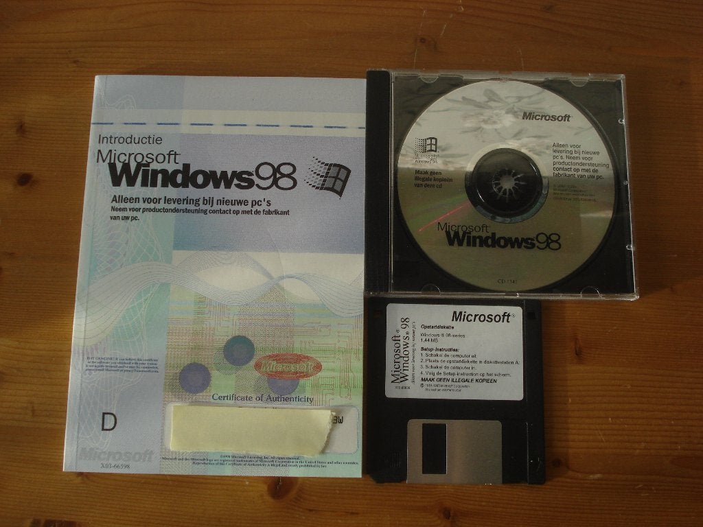Microsoft Windows 98 NL, Computers en Software, Ophalen of Verzenden, Zo goed als nieuw, Windows