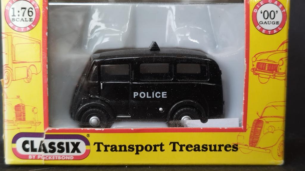 Austin 101 Police 1:76 Classix Pocketbond pol, Auto, Verzenden, ., Nieuw
