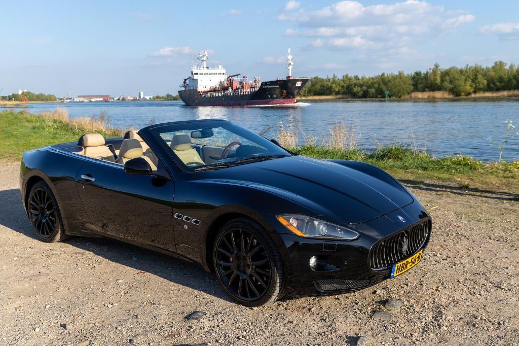 Maserati GranCabrio 4.7S 2010, Auto's, Maserati, Particulier, GranCabrio, ABS, Airbags, Alarm, Automatische klimaatregeling, Bluetooth