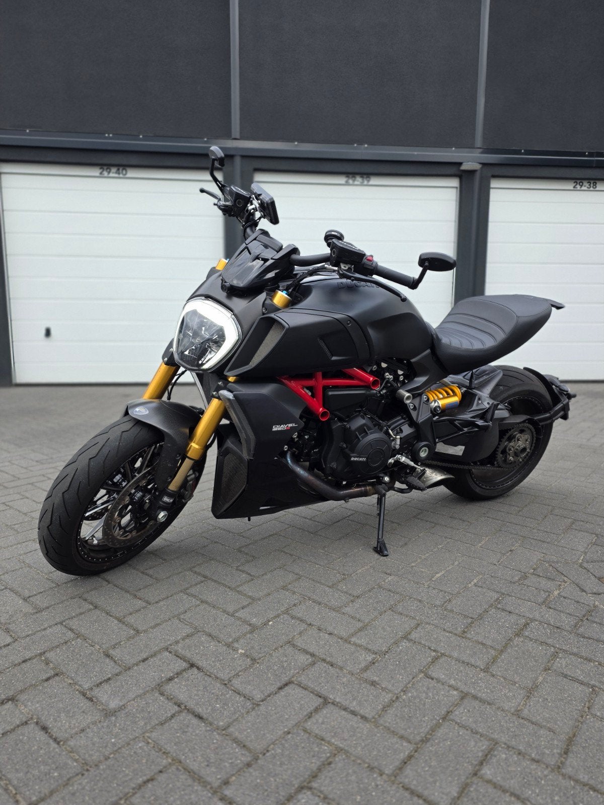 Ducati Diavel 1260 S - Krachtige Naked Bike, Motoren, 2 cilinders, Occasion, Motorrijbewijs A, Particulier